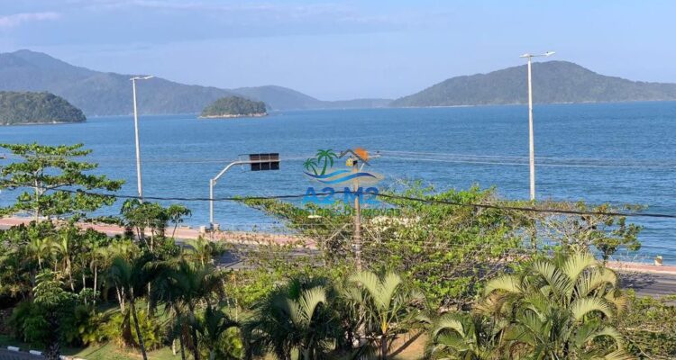 Apartamento Cobertura Frente ao Mar – 03 dormitórios, sendo 02 suítes