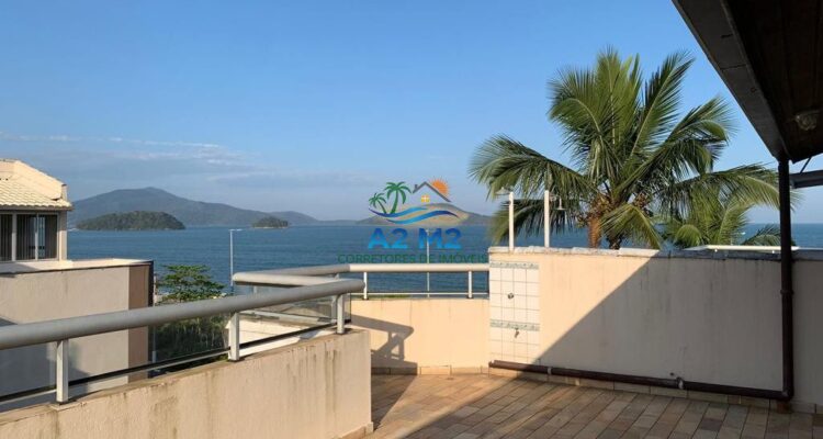 Apartamento Cobertura Frente ao Mar – 03 dormitórios, sendo 02 suítes