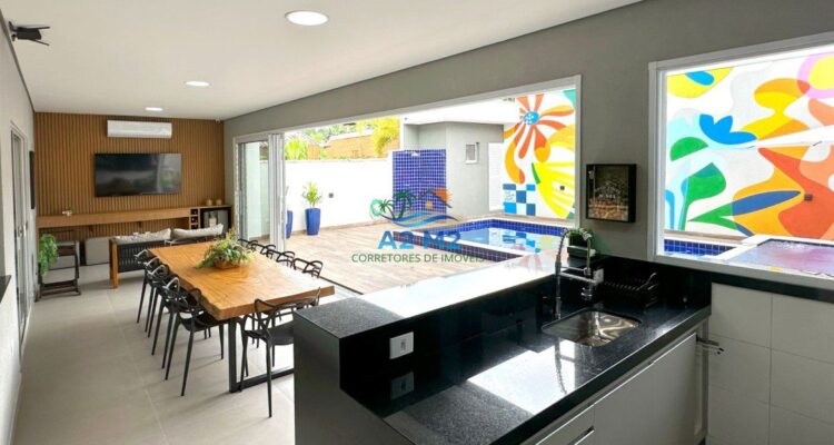 Casa aconchegante e espaçoso, com 04 dormitórios e 3 suítes – Mar verde – Caraguatatuba