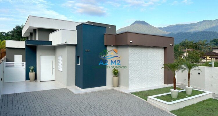 Casa aconchegante e espaçoso, com 04 dormitórios e 3 suítes – Mar verde – Caraguatatuba