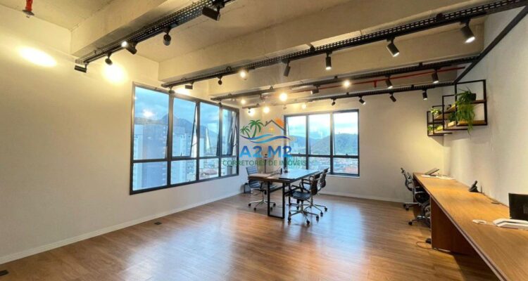Maravilhosa Sala Comercial Frente ao Mar – Green Office