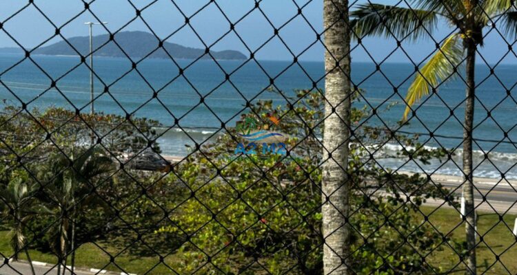 Apartamento Cobertura com vista do Mar – 03 Dormitórios sendo 01 suíte