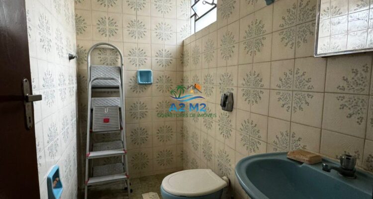 Casa Térrea com 03 Dormitórios – Poiares Rua Prudente de Moraes