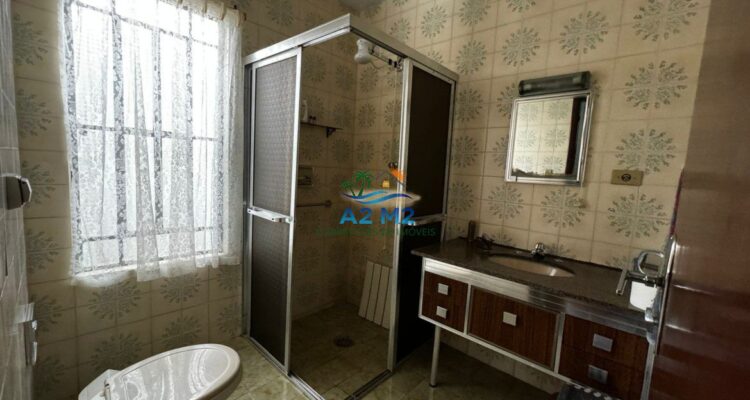 Casa Térrea com 03 Dormitórios – Poiares Rua Prudente de Moraes