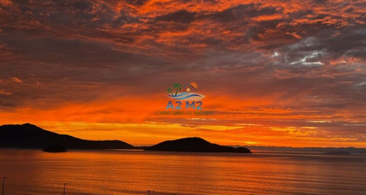 LOCAÇÃO – Apto Vista Mar, 03 dorms (01 suíte), 02 vagas, mobiliado – Piscina elevada c/ borda Infinita