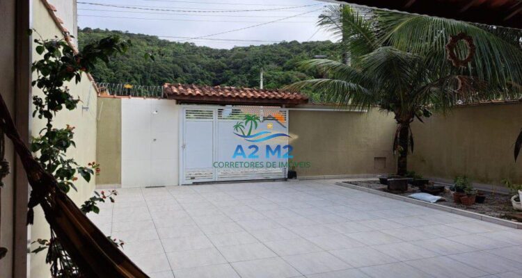 Casa com 04 Dormitórios – Próximo a Praia – Jd do Sol