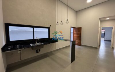 Casa Térrea à venda – 02 suítes – Massaguaçu – Caraguatatuba, a 700 metros da praia!!