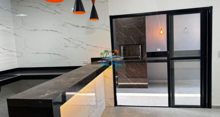 Casa Térrea com 03 suítes – Jd. Gaivotas/Caraguatatuba