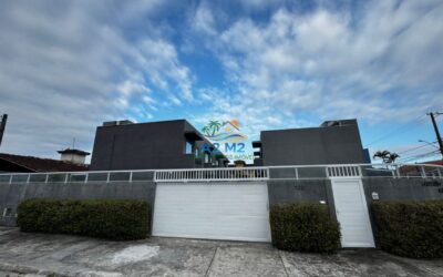 Locação – Sobrado com 03 suítes – 150 metros da Praia de Massaguaçu – Mobiliado