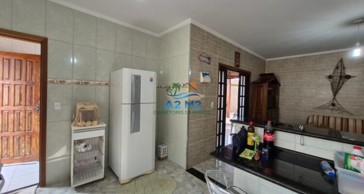 Casa Térrea à Venda – Massaguaçu, a 250 metros da praia!! 03 dormitórios sendo 01 suíte!!