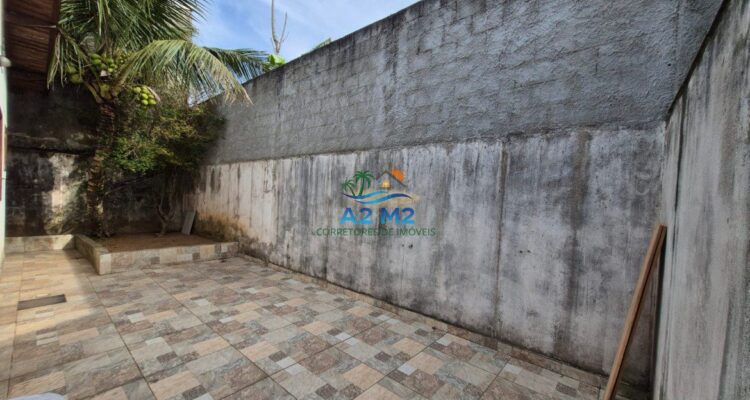 Casa Térrea à Venda – Massaguaçu, a 250 metros da praia!! 03 dormitórios sendo 01 suíte!!