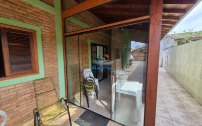 Casa Térrea à Venda – Massaguaçu, a 250 metros da praia!! 03 dormitórios sendo 01 suíte!!