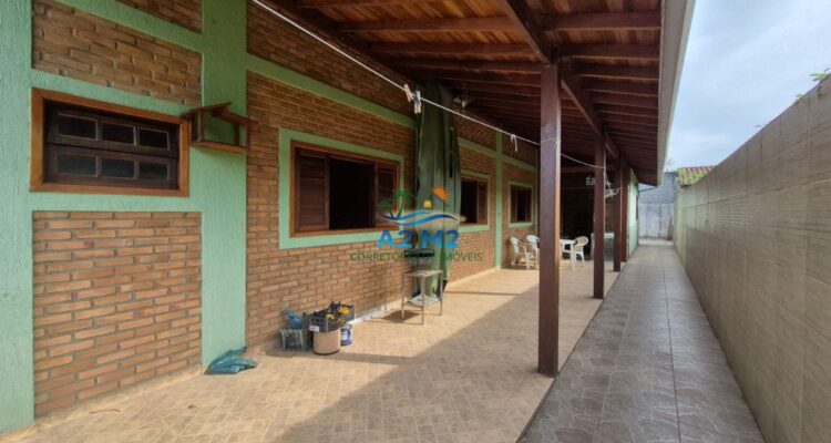 Casa Térrea à Venda – Massaguaçu, a 250 metros da praia!! 03 dormitórios sendo 01 suíte!!