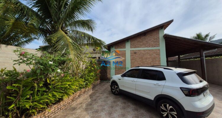 Casa Térrea à Venda – Massaguaçu, a 250 metros da praia!! 03 dormitórios sendo 01 suíte!!