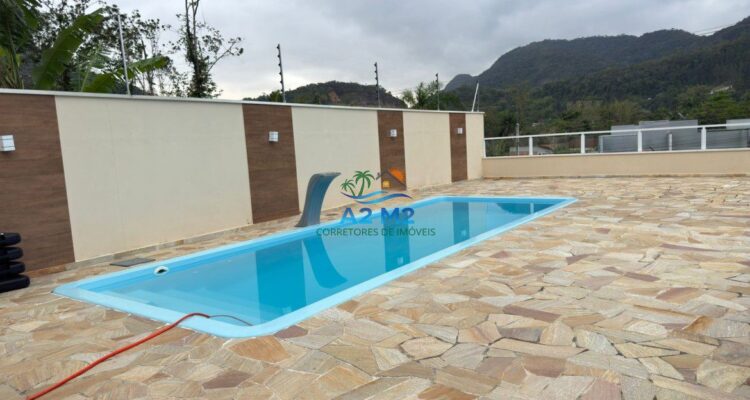 Excelente Sobrado para Locação – Novo com Piscina e Varanda – Nunca Habitado!