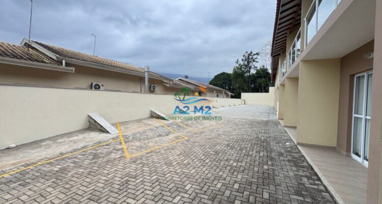 Excelente Sobrado para Locação – Novo com Piscina e Varanda – Nunca Habitado!