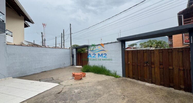 Excelente Casa para Locação – Quintal, Espaço Gourmet e Vaga para 2 carros