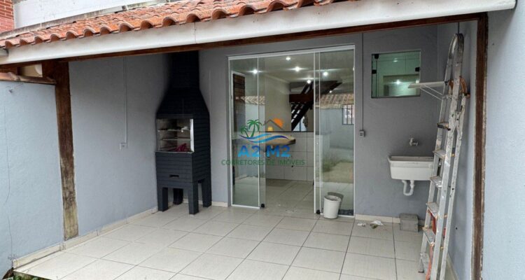 Excelente Casa para Locação – Quintal, Espaço Gourmet e Vaga para 2 carros