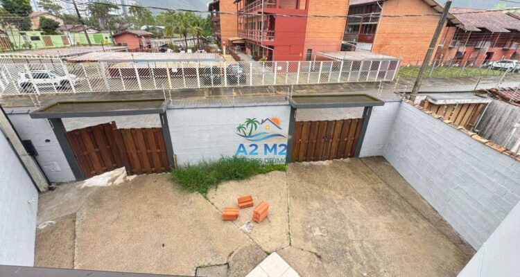 Excelente Casa para Locação – Quintal, Espaço Gourmet e Vaga para 2 carros