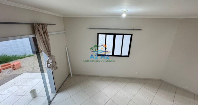 Excelente Casa para Locação – Quintal, Espaço Gourmet e Vaga para 2 carros