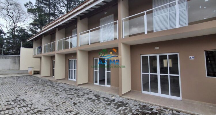 Excelente Sobrado para Locação – Novo com Piscina e Varanda – Nunca Habitado!