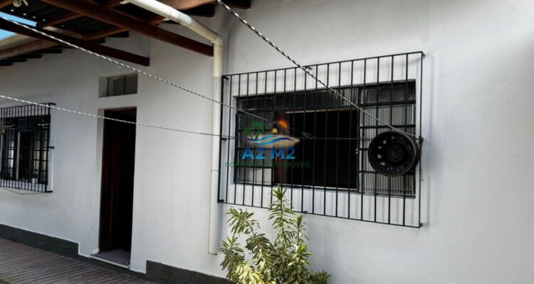 Casa Térrea 04 dorms c/ 02 suítes – área de 750 m – Caraguatatuba – SP