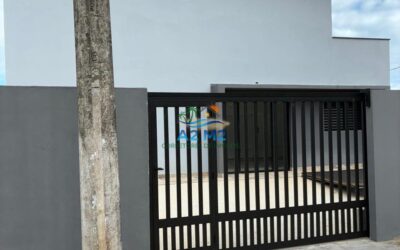 Imóvel novo com 01 Dormitório, 40m² e um quintal ENORME