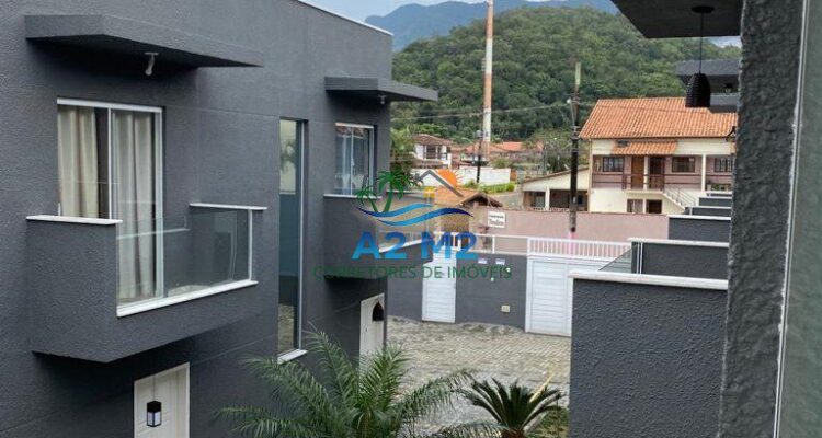 Sobrado com 03 suítes – vilagio Próximo a Praia