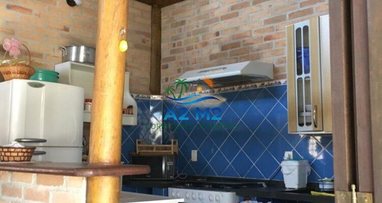 Sobrado com 3 suítes à Venda a 400 metros da praia de Massaguaçu