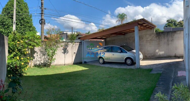Sobrado a Venda a 300 metros da praia de Massaguaçu