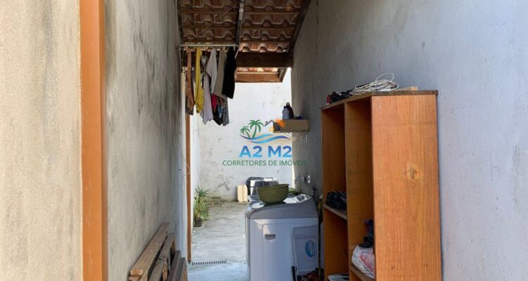 Sobrado a Venda a 300 metros da praia de Massaguaçu