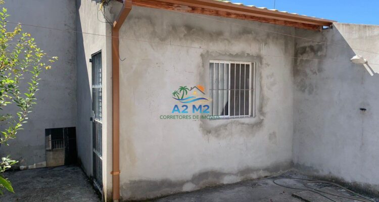 Sobrado a Venda a 300 metros da praia de Massaguaçu