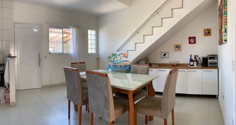 Sobrado a Venda a 300 metros da praia de Massaguaçu