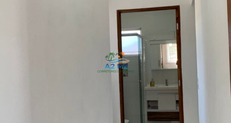 Sobrado a Venda a 300 metros da praia de Massaguaçu