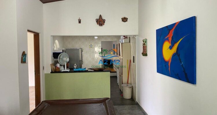 Casa espaçosa com 3 quartos, 2 salas, 2 banheiros, 6 vagas – Caraguatatuba