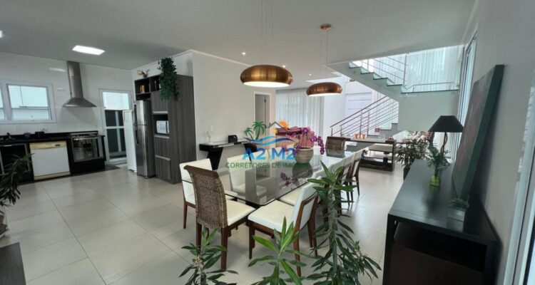 Casa de alto padrão para locação definitiva – 4 suítes – Condomínio Costa Nova, frente ao mar, Massaguaçu, Caraguatatuba