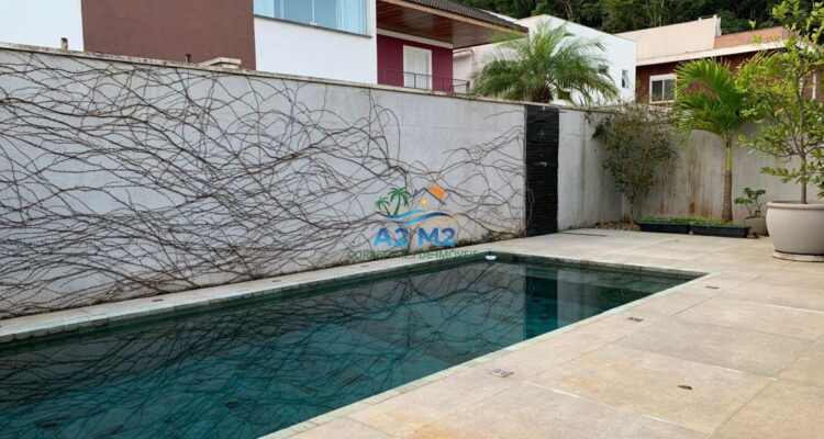 Casa de alto padrão à venda no Condomínio Costa Nova – Massaguaçu, Caraguatatuba (litoral norte SP)