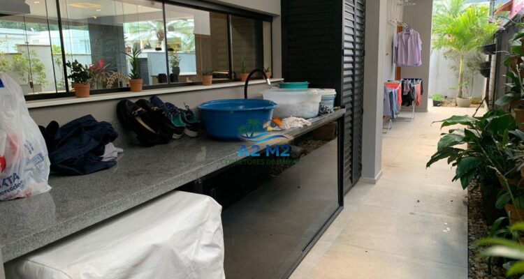 Casa de alto padrão à venda no Condomínio Costa Nova – Massaguaçu, Caraguatatuba (litoral norte SP)